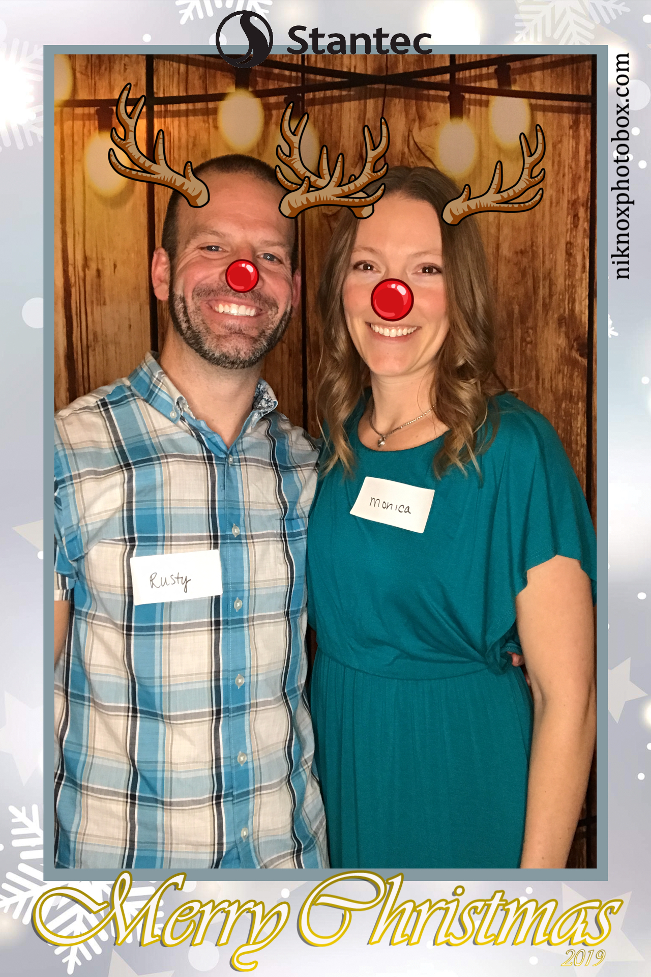 Stantec Holiday Party | View more photos from the event at gallery.niknoxphotobox.com/u/NiKnox-Photo-Box/Stantec-Holiday-Party